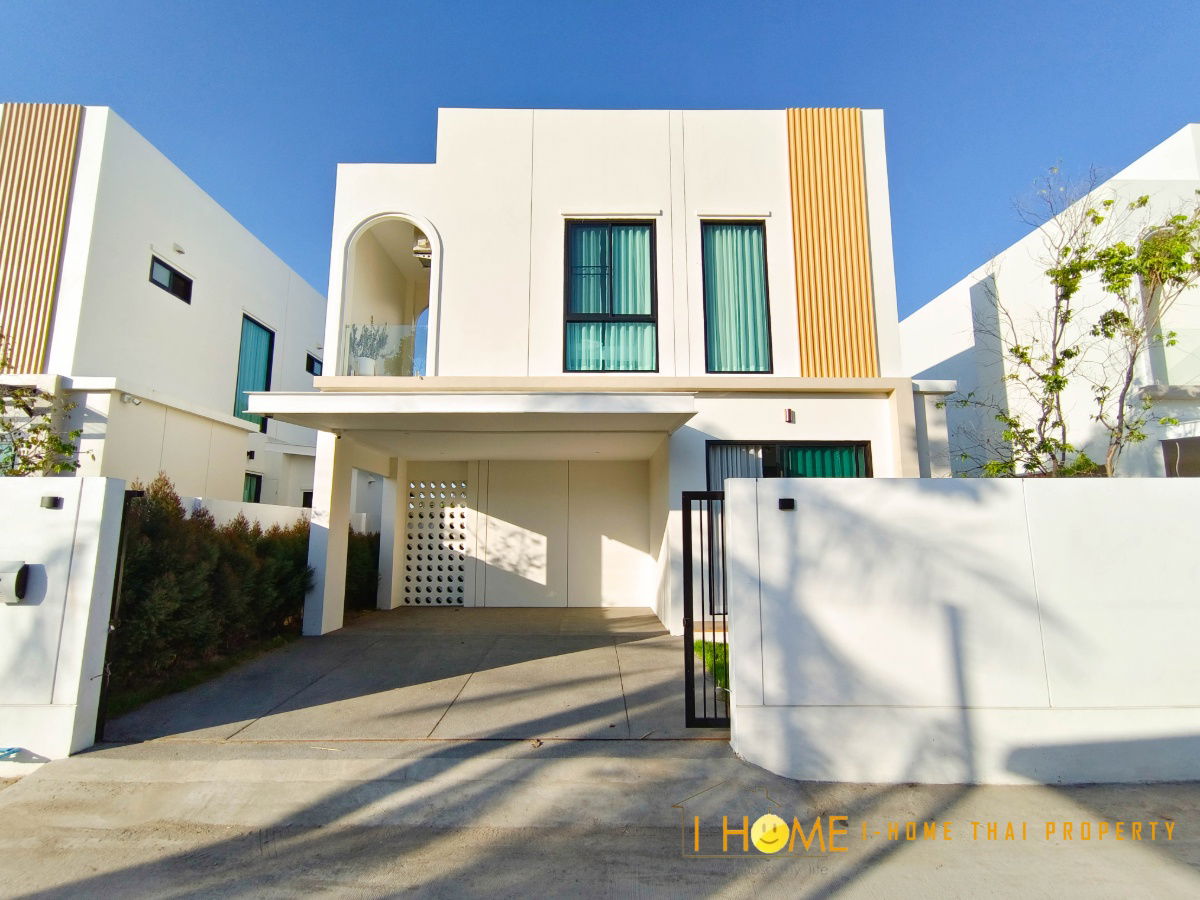 รูป ให้เช่าบ้านเดี่ยวสองชั้น 3 ห้องนอน 3 ห้องน้ำ 1 ห้องครัว 2 ที่จอดรถ - รูปที่ 1/31