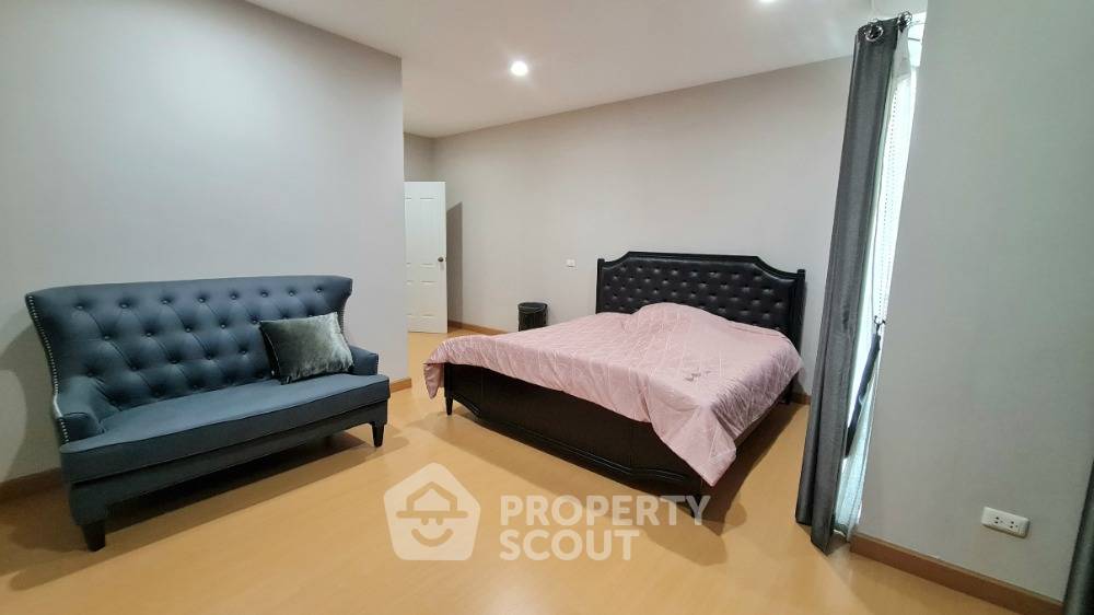 รูป ทาวน์เฮาท์ 3-ห้องนอน ใน สวนหลวง (ID 1832285) - รูปที่ 22/24