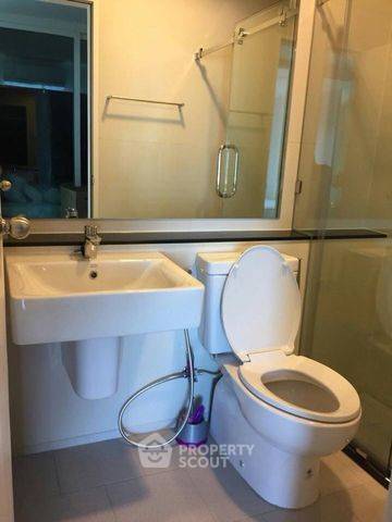 picture 2-BR Condo at Aspire Erawan Prime near BTS Royal Thai Naval Academy (ID 401664) - 4/8