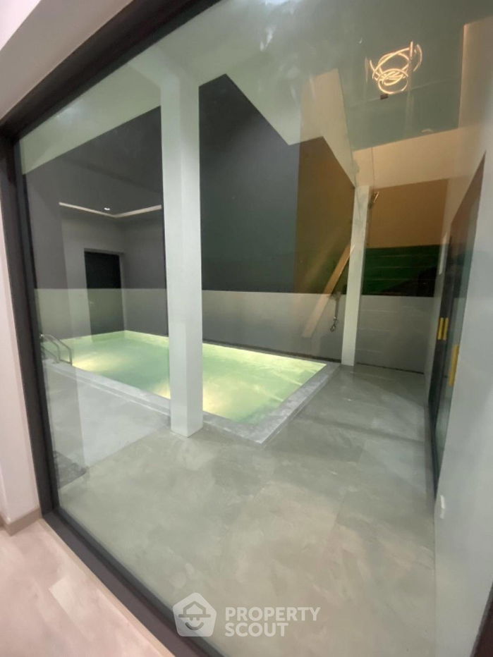 รูป บ้าน 4-ห้องนอน ใน ป่าแดด (ID 1996188) - รูปที่ 8/11