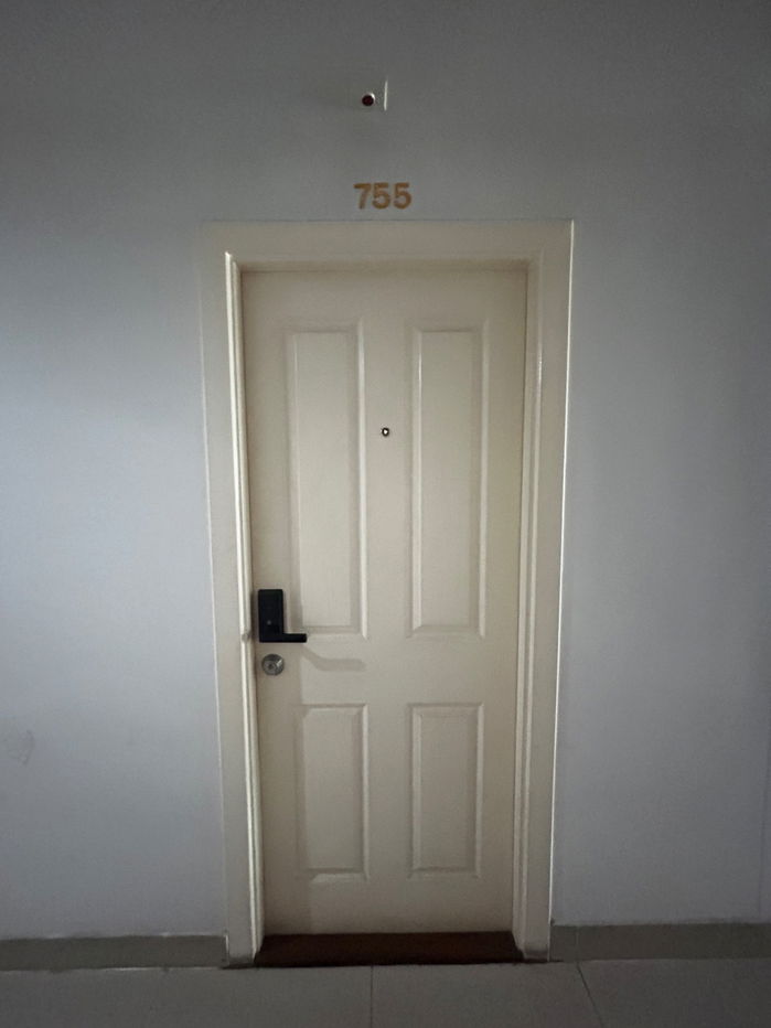 picture For Sale / Regent Home18 Condo - 10/16