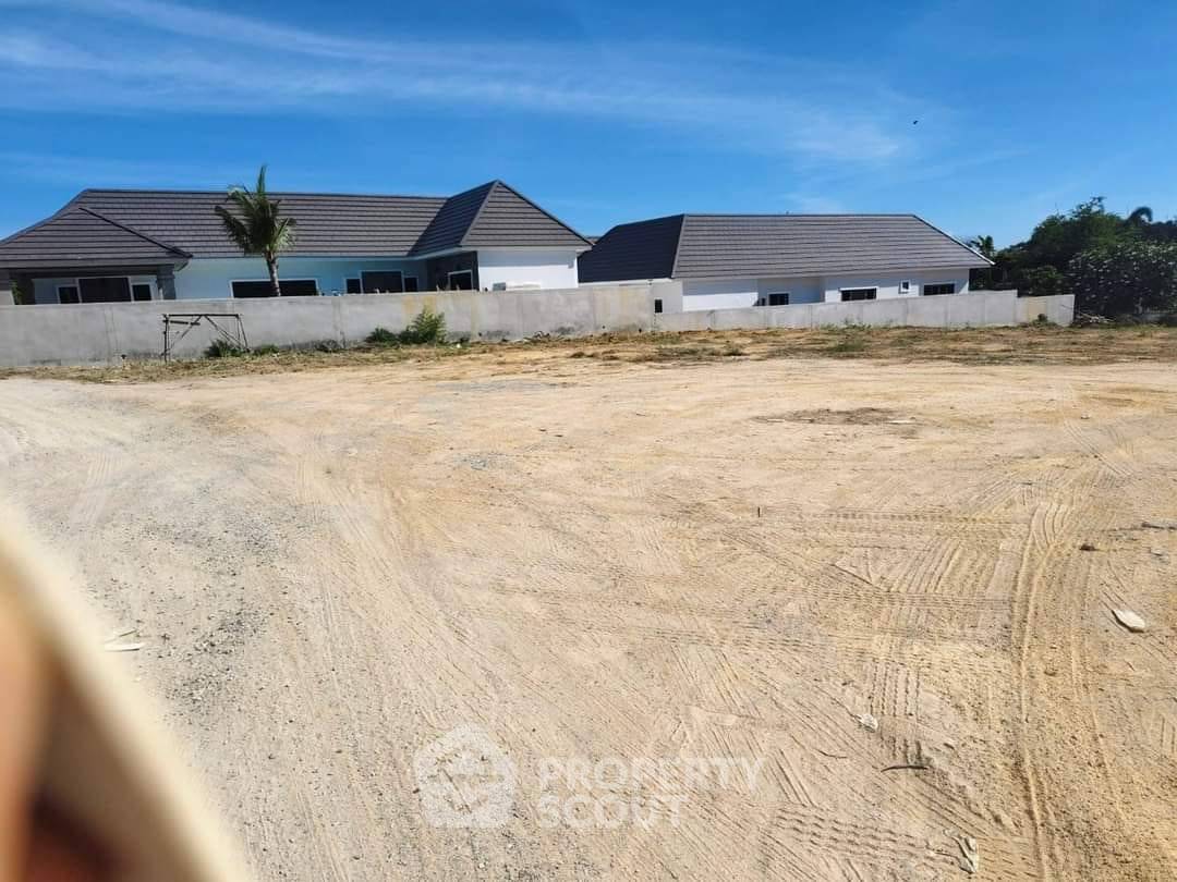 รูป ที่ดินสำหรับปล่อยขาย 1,600 ตารางเมตร แถว ใกล้ เมืองพัทยา (ID 1745735) - รูปที่ 5/5