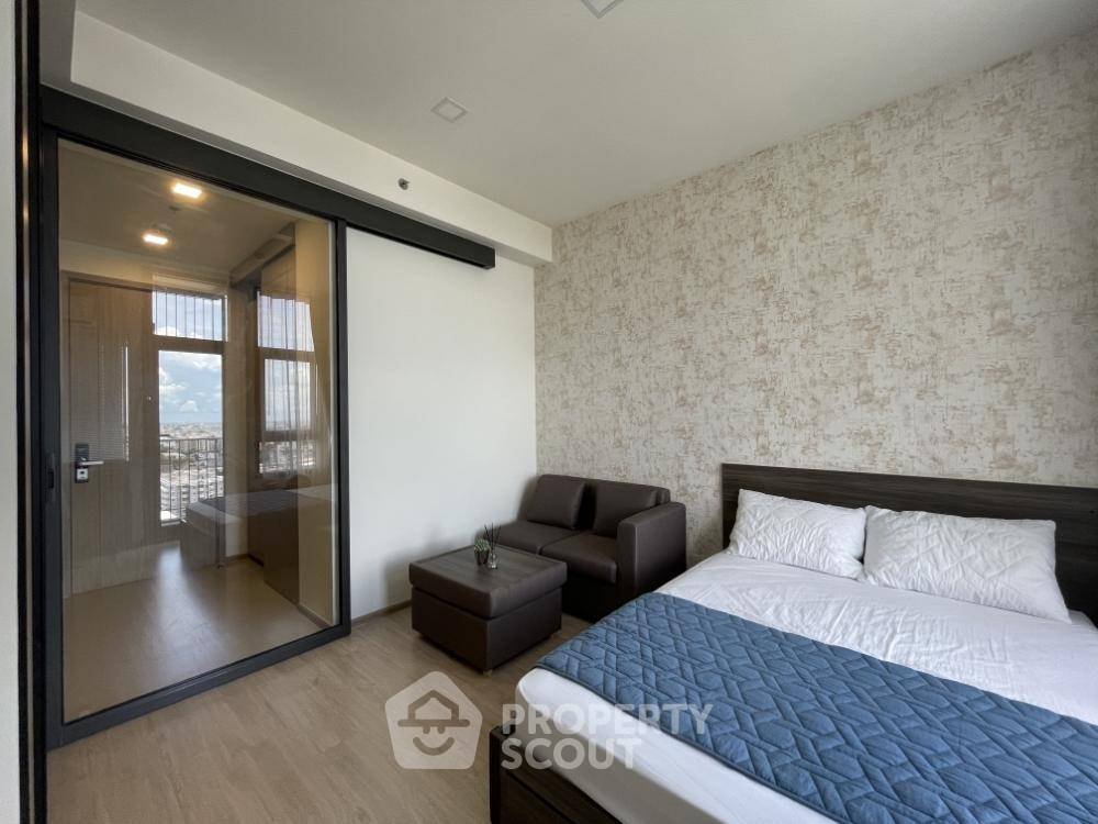 picture Studio Condo at Centric Ratchayothin near BTS Ratchayothin (ID 935337) - 8/30
