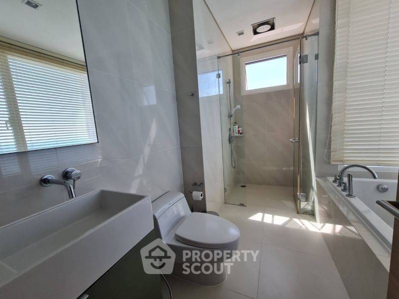 รูป คอนโด 2 นอน วิวเมือง at Reflection Jomtien Beach Pattaya ในพัทยา (ID 1143046) - รูปที่ 12/13