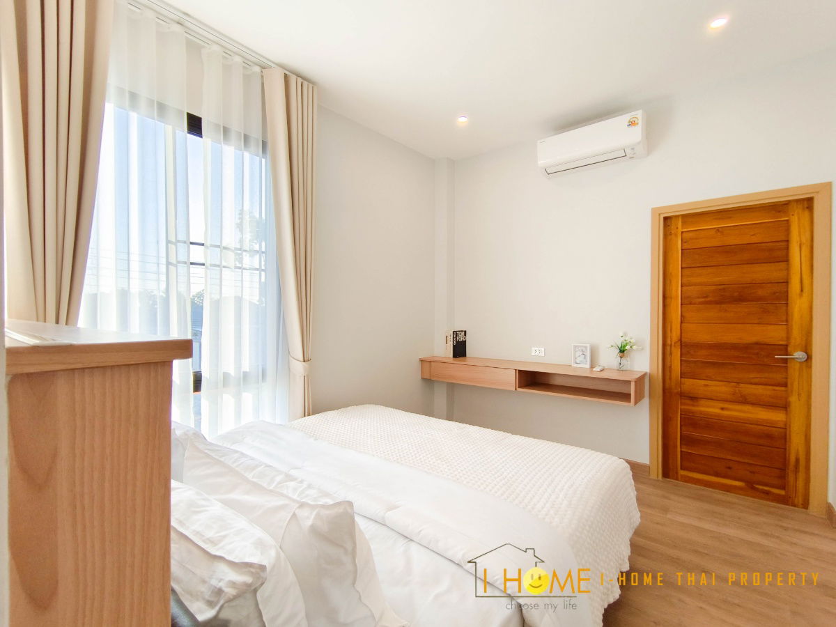 รูป ให้เช่าบ้านเดี่ยวสองชั้น 3 ห้องนอน 3 ห้องน้ำ 1 ห้องครัว 2 ที่จอดรถ - รูปที่ 26/31