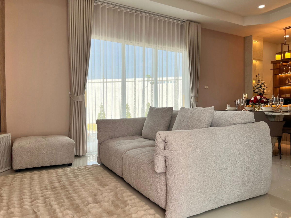 รูป 🏡✨ บ้านเดี่ยวสไตล์โมเดิร์น พร้อมสวนส่วนตัว - รูปที่ 4/27