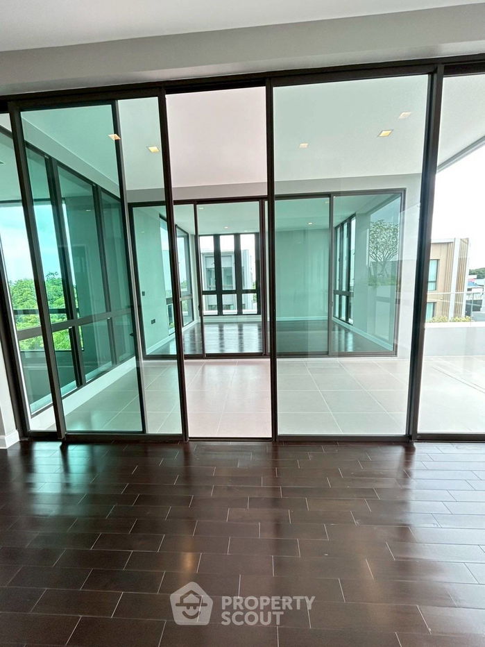 picture 5-BR House at Grand Bangkok Boulevard Rama9-Krungthepkritha close to Krungthep Kreetha (ID 2453488) - 10/19