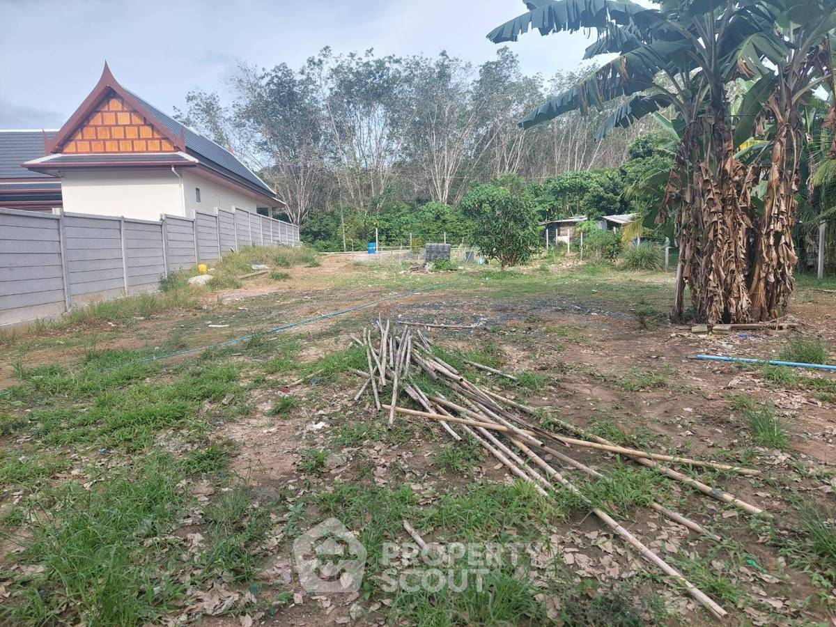 รูป ที่ดินสำหรับปล่อยขาย 950 ตารางเมตร แถว ใน ศรีสุนทร (ID 1976607) - รูปที่ 1/10