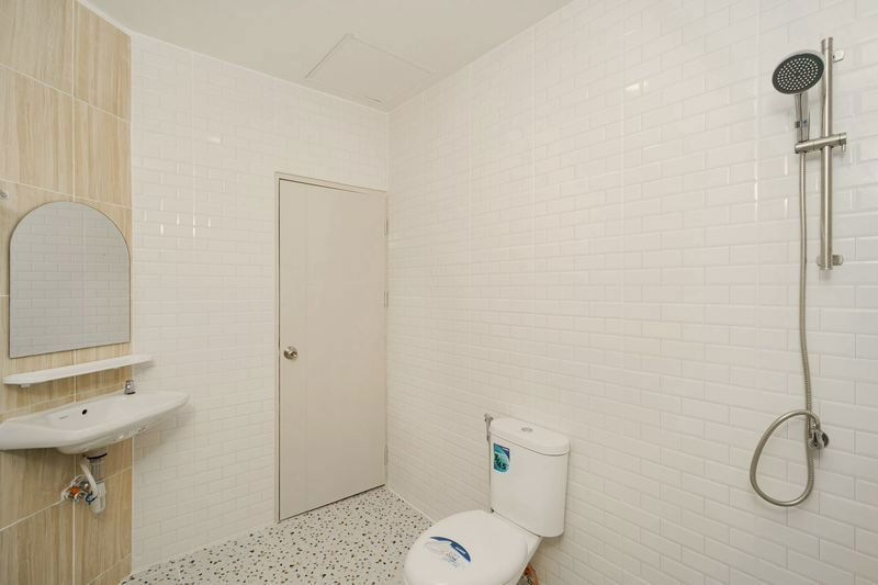 picture 2-story townhouse for sale, Monwadi Village-Wat Lat Pla Duk, Land area 16 square wah, 3 bedrooms 2 bathrooms, Fully furnished - 18/19