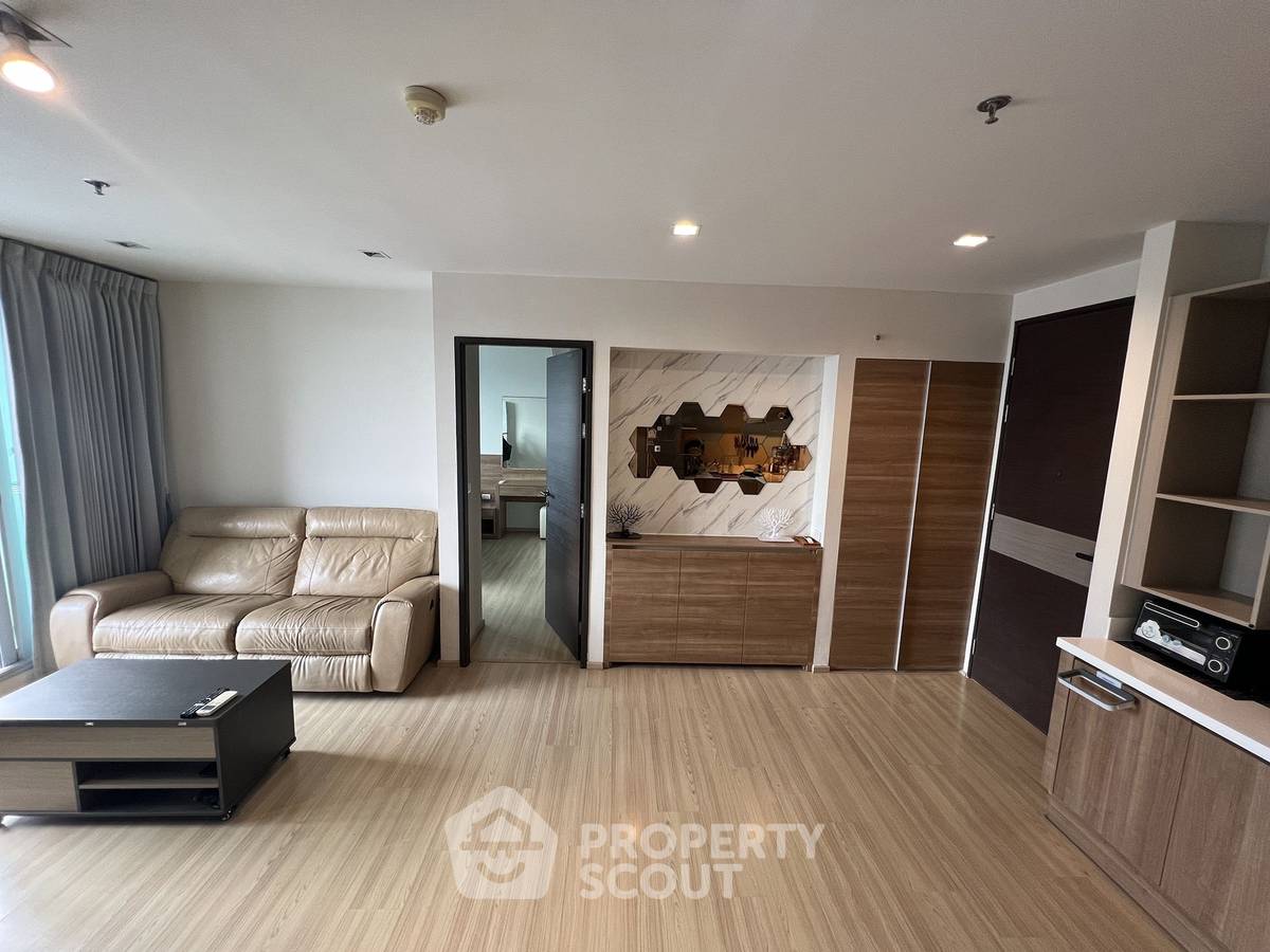 picture 2-BR Condo at Rhythm Sathorn near BTS Saphan Taksin (ID 1297436) - 1/8