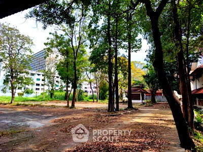 เช่าที่ดิน เกษตร : ที่ดินสำหรับปล่อยเช่า 6,400 ตารางเมตร แถว ใน ทุ่งสองห้อง (ID 2075611)