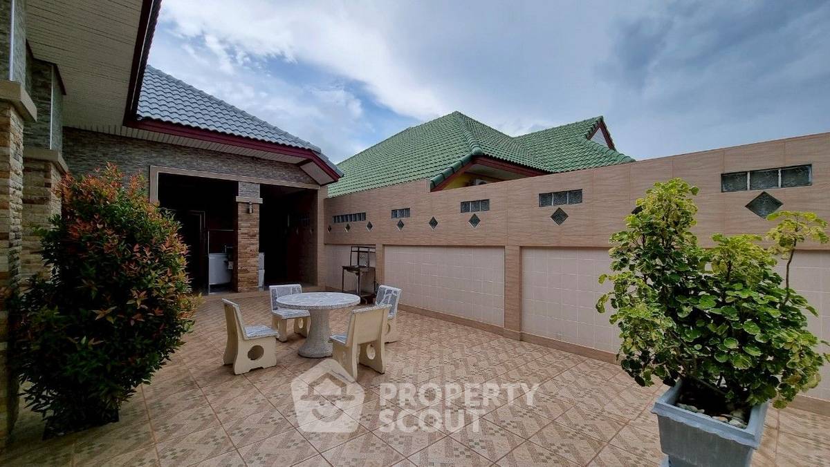 รูป บ้าน 3-ห้องนอน ที่ พรเทพ การ์เด้น วิลล์ 6 ใกล้ เมืองพัทยา (ID 2110440) - รูปที่ 19/23