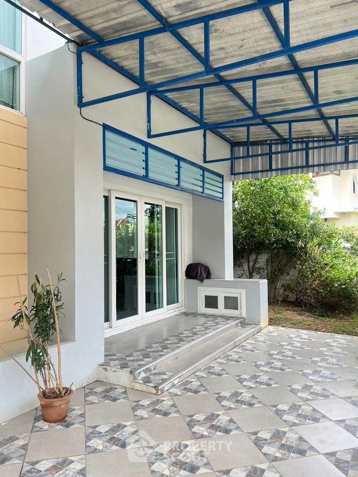 picture 3-BR Townhouse at The Urbana 1 in Nong Phueng (ID 2160227) - 2/12