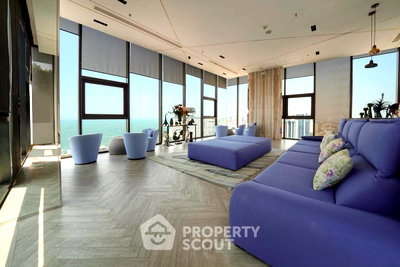 Condos for sale : 1-BR Condo at The Base Central Pattaya close to Central Festival Pattaya (ID 1386703)
