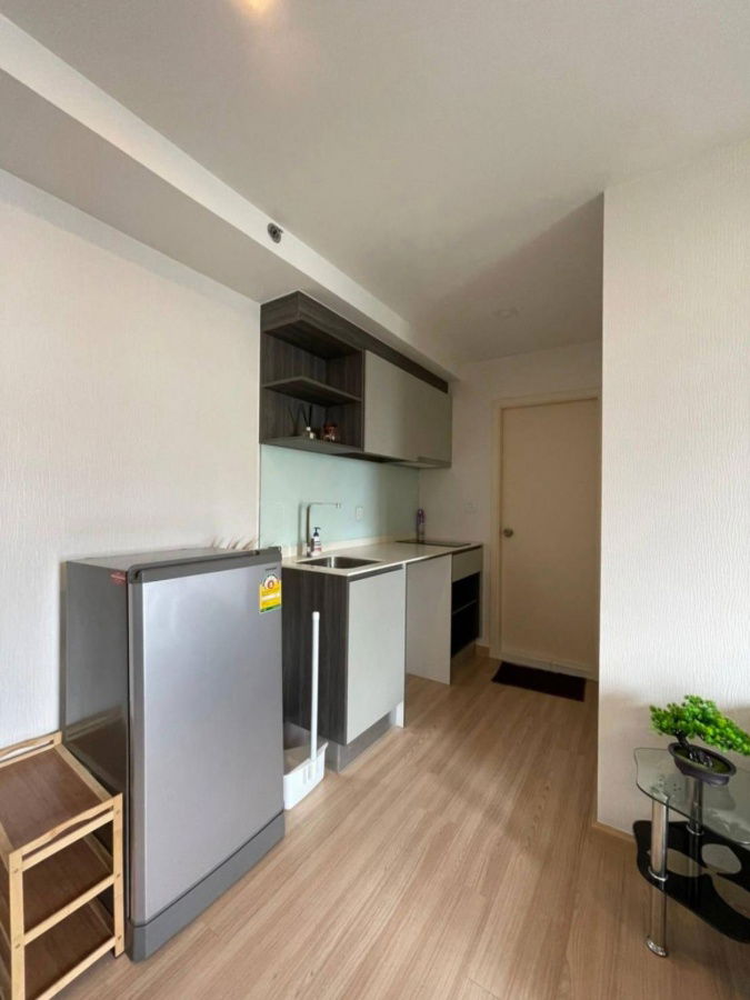 รูป ให้เช่าคอนโด ไนท์บริดจ์ สกายซิตี้ สะพานใหม่ ติดBTSสายหยุด พร้อมเฟอร์นิเจอร์ และเครื่องใช้ไฟฟ้า ขนาด 29 ตร.ม. 12,000/เดือน - รูปที่ 7/11