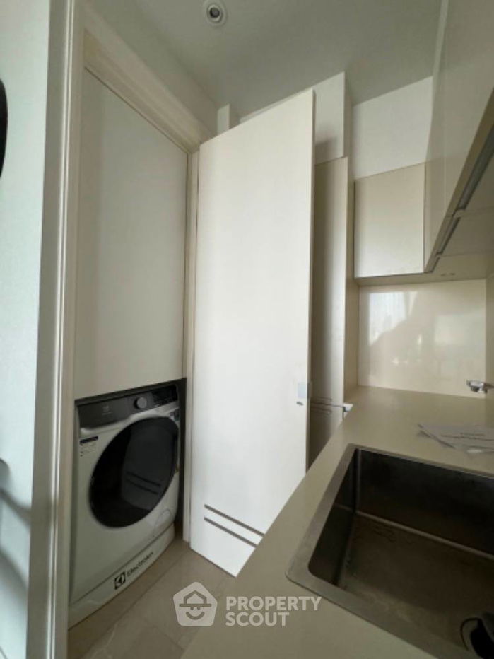 picture 1-BR Condo at Magnolias Waterfront Residences near BTS Saphan Taksin (ID 1423416) - 8/21