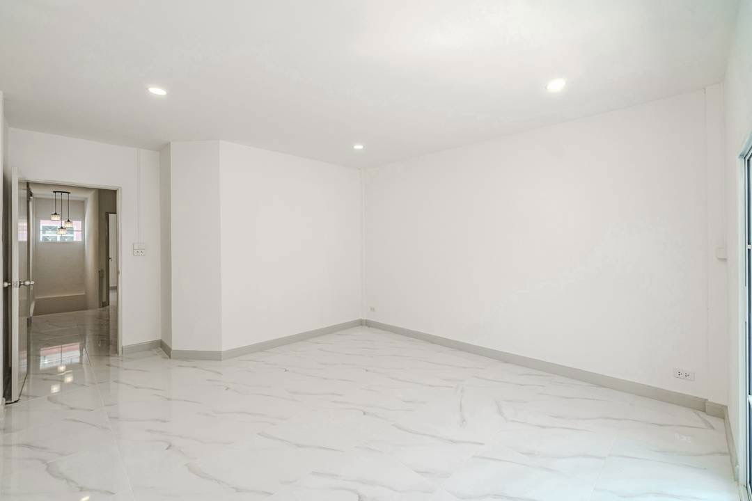 รูป 🏠ขายบ้าน รีโนเวท หมู่บ้าน มนวดี ซอยวัดลาดปลาดุก 🎈 1,590,000 บาท ฟรีโอน ✅✅ - รูปที่ 13/18