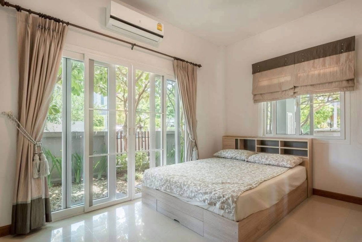 รูป ขายบ้านสวยในโครงการคุณภาพ แสนสราญ 2 เชียงใหม่ บ้านพร้อมหิ้วกระเป๋าเข้าอยู่ – แปลงหัวมุมส่วนตัวสุดๆ T.0946511456 - รูปที่ 13/14