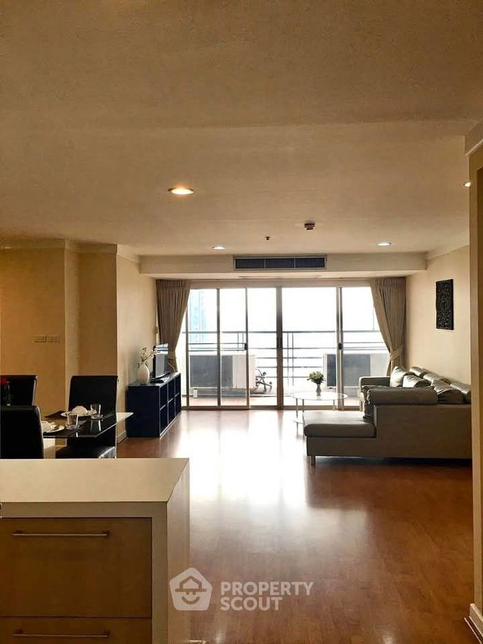 picture 3-BR Condo at The Waterford Diamond Tower Sukhumvit near BTS Phrom Phong (ID 2394380) - 1/25