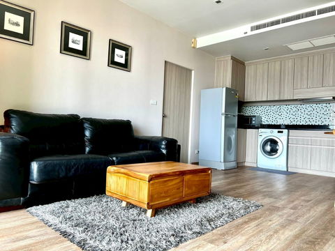 🟪🟦🟩🟨🟧 For rent Noble Solo Thonglor 📍Near BTS Thonglor 🛎️🛎️ | 𝗟𝗶𝗻𝗲@: @𝗮𝘀𝘀𝗲𝘁𝘀𝗽𝗿𝗼