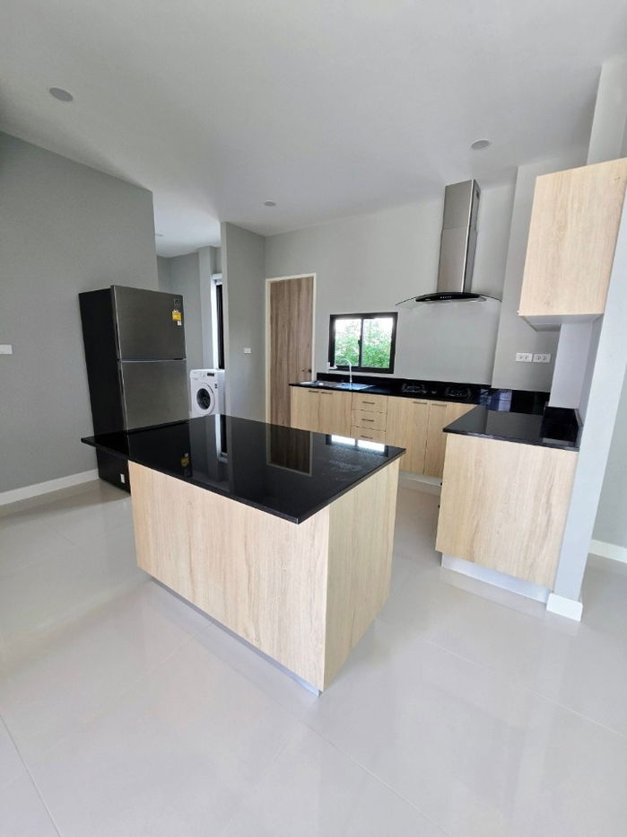 รูป ให้เช่าบ้านเดี่ยวสองชั้น  3 ห้องนอน 3 ห้องน้ำ 1  ห้องครัว - รูปที่ 5/13