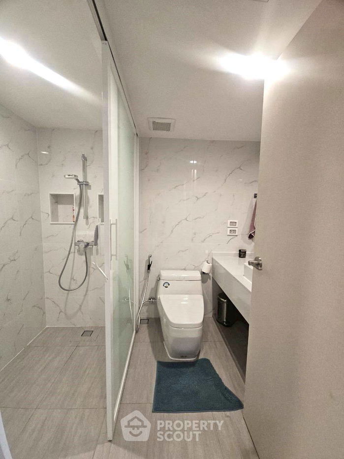 picture 1-BR Condo at Lake Avenue Sukhumvit 16 near BTS Asok (ID 2454300) - 12/14