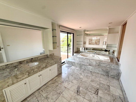 รูป [ให้เช่า] หมู่บ้าน นวธานี เรสซิเดนซ์ เสรีไทย / 3 ห้องนอน 3 ห้องน้ำ / 200 ตรว. 350 ตรม. **65,000** บ้านเดี่ยวหลังใหญ่ ใกล้ห้างแฟชั่นไอซ์แลนด์ - รูปที่ 13/15