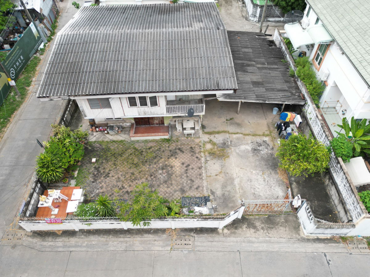 รูป ขายที่ดินสวย แปลงมุม 105 ตรว. กว้าง 20 ลึก 21 เมตร ซอยลาดพร้าว 93 95 97 99 ใกล้ รพ.ลาดพร้าว ฟู้ดแลนด์ลาดพร้าว สถานีรถไฟฟ้า BTS มหาดไทย - รูปที่ 8/21