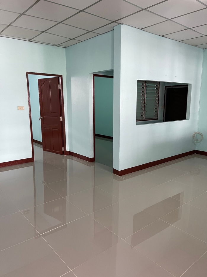 รูป บ้านเดี่ยว 1 ชั้น ลาดพร้าว64 แยก 4 ถนน รัชดา - สุทธิสาร ใกล้ MRTสุทธิสาร    พื้นที่ขนาด 50 ตรวา - รูปที่ 3/8