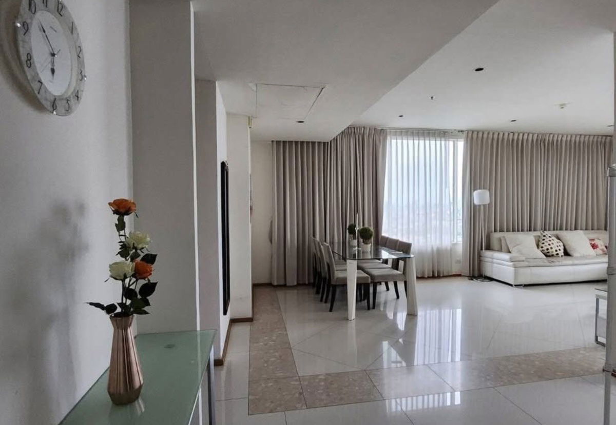 picture The Empire Place - 10/12