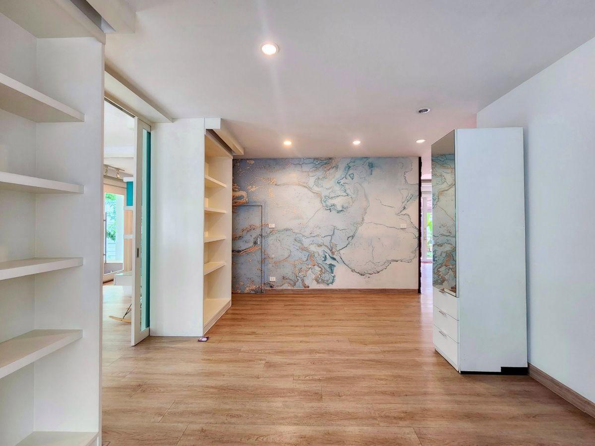 รูป HR3059ให้เช่าบ้านเดี่ยวหรู โครงการบ้านลาดพร้าว Exclusive and Residence ติดถนนเลียบด่วนเอกมัย- รามอินทราใกล้ห้าง เซ็นทรัล อีสวิล ใกล้ทางด่วน    - รูปที่ 48/51