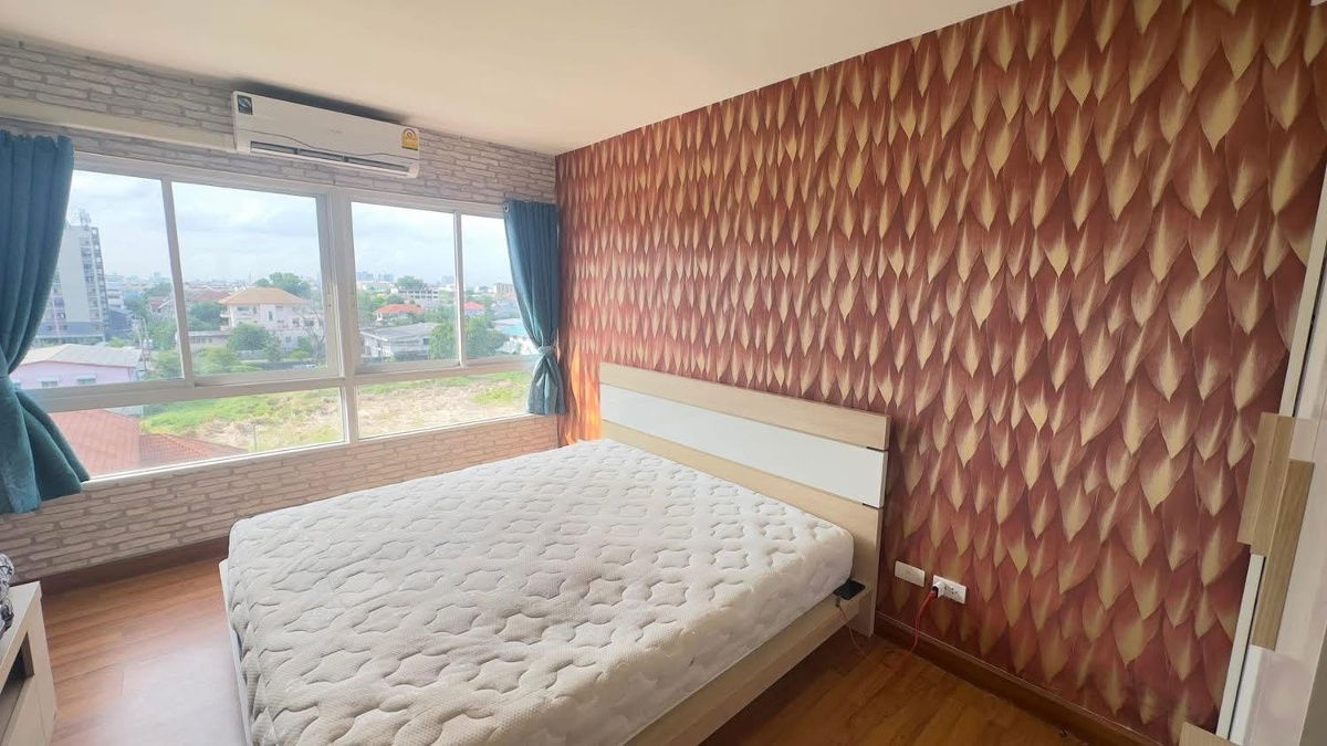 picture code : E05 Pinnapa On nut Bedroom : 1 - 4/6