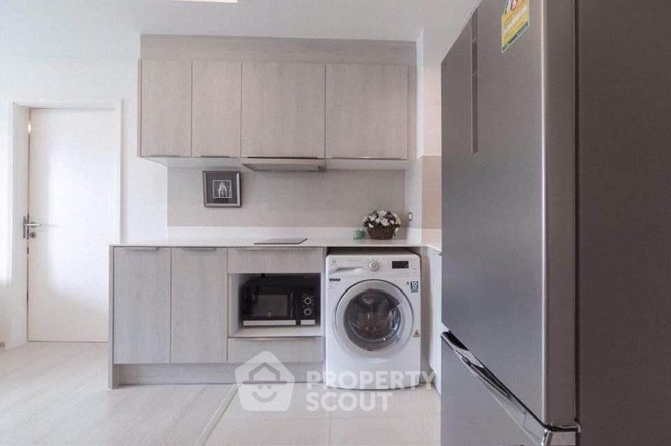 picture 2-BR Condo at Vtara 36 near BTS Thong Lor (ID 2389109) - 4/10