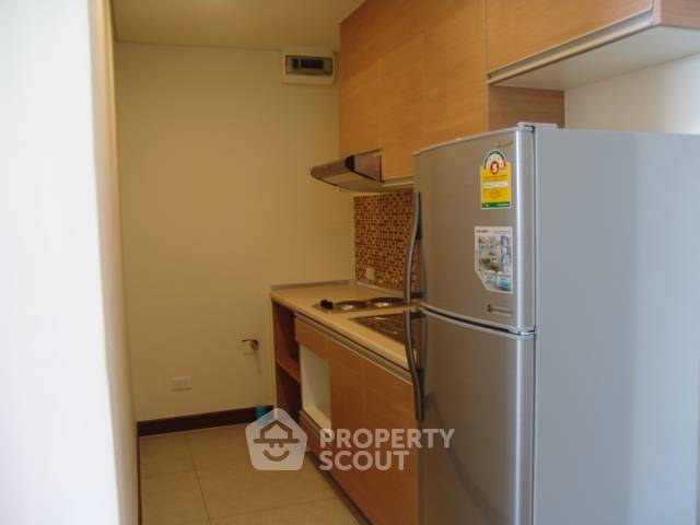 picture 1-BR Condo at Le Luk Condominium near BTS Phra Khanong (ID 513818) - 4/5