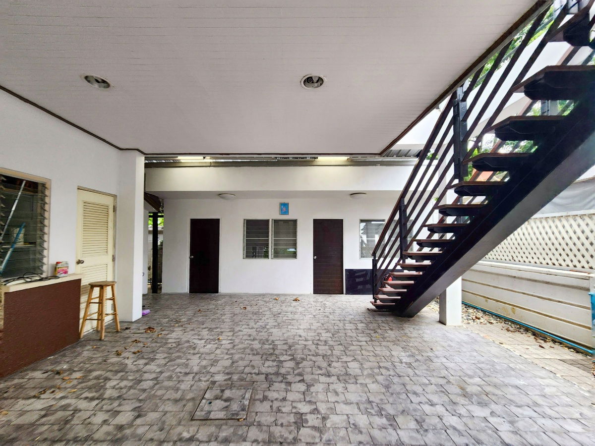 รูป HR3059ให้เช่าบ้านเดี่ยวหรู โครงการบ้านลาดพร้าว Exclusive and Residence ติดถนนเลียบด่วนเอกมัย- รามอินทราใกล้ห้าง เซ็นทรัล อีสวิล ใกล้ทางด่วน    - รูปที่ 28/51