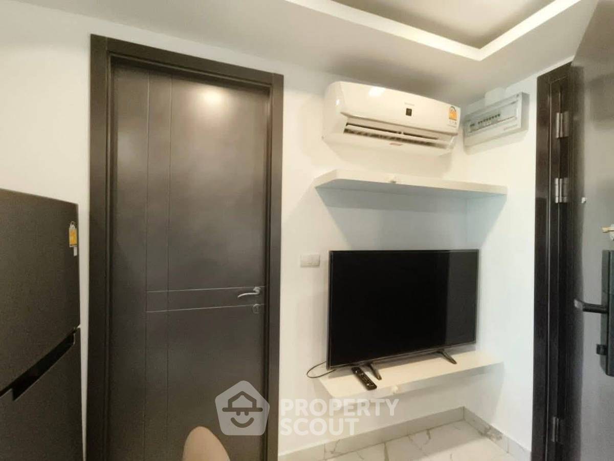 รูป คอนโด 1-ห้องนอน ที่ อาคาเดีย เซ็นเตอร์ สูท ใกล้ ถนนพระตำหนัก พัทยา (ID 2418878) - รูปที่ 6/9