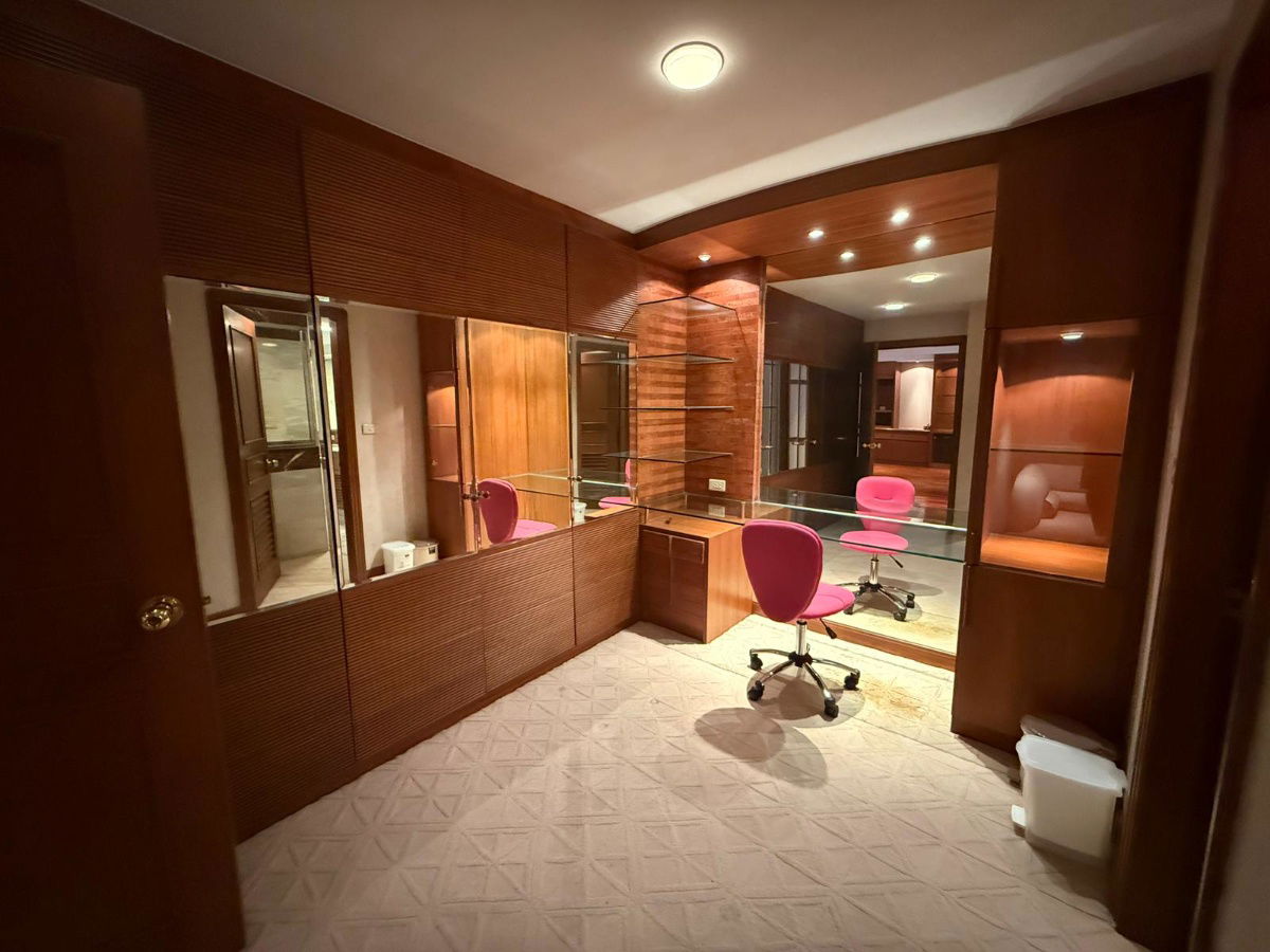 รูป LTH13681 – Condo for Rent | President Park Sukhumvit 24 | 260 sqm | 3 Beds 3 Baths | Near BTS Phrom Phong | 70K/Month | เพรสซิเดนท์ พาร์ค สุขุมวิท 24 - รูปที่ 11/14