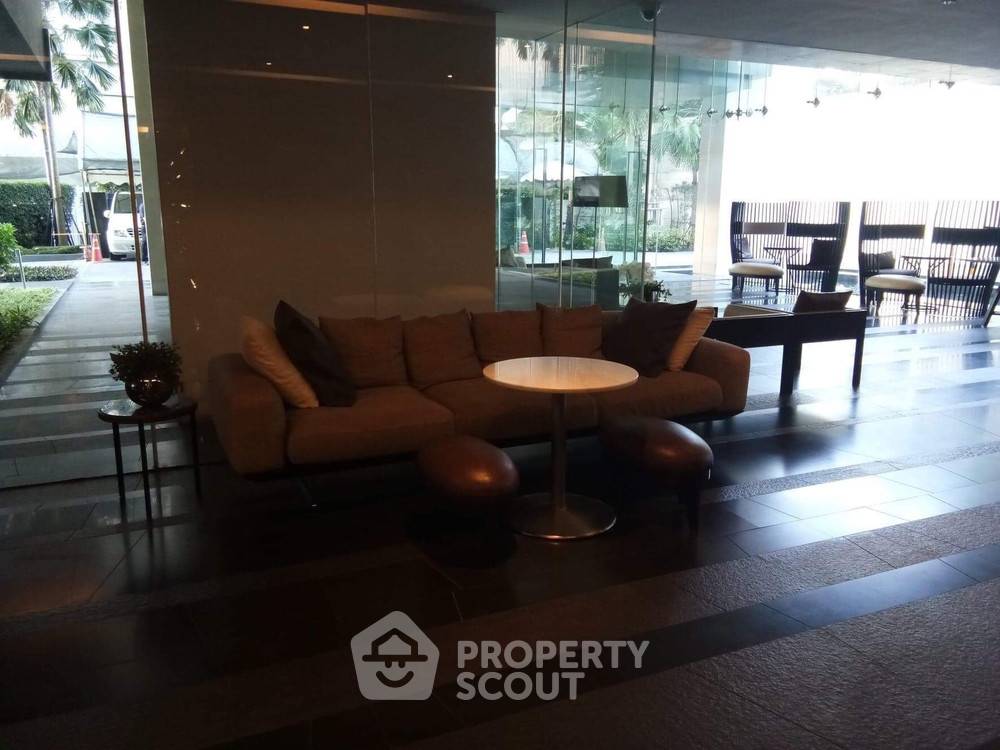 picture 1-BR Condo at The Room Sukhumvit 21 near MRT Sukhumvit (ID 382918) - 14/14