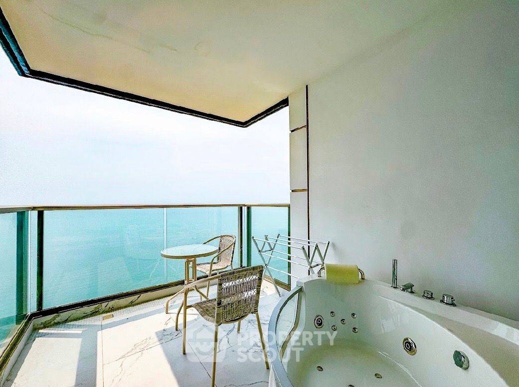 picture 2-BR Condo at Copacabana Beach Jomtien close to Jomtien Beach (ID 2242582) - 2/10