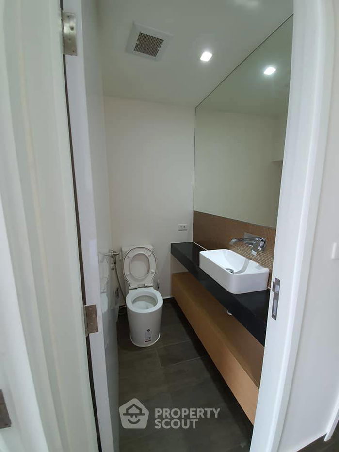 picture 1-BR Condo at The Lofts Ekkamai near BTS Ekkamai (ID 423362) - 7/12