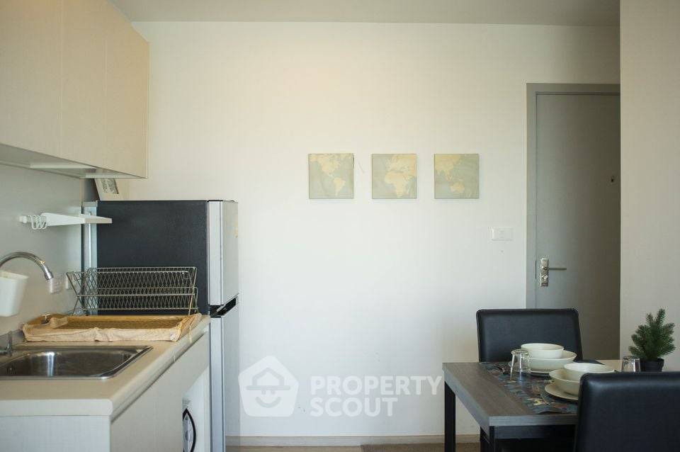 picture 1-BR Condo at Chewathai Phetkasem 27 near MRT Bang Wa (ID 602363) - 2/8