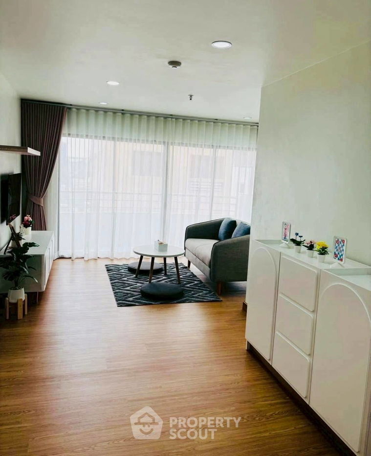 รูป คอนโด 2-ห้องนอน ที่ ท็อป วิว ทาวเวอร์ คอนโดมิเนียม ใกล้ BTS ทองหล่อ (ID 2368213) - รูปที่ 6/13