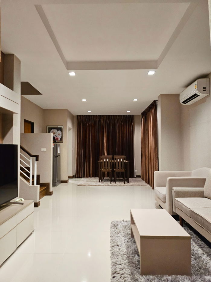 รูป ให้เช่าบ้านเดี่ยวสองชั้น   3 ห้องนอน 3 ห้องน้ำ 1ห้องรับแขก 1ห้องครัว  - รูปที่ 2/14