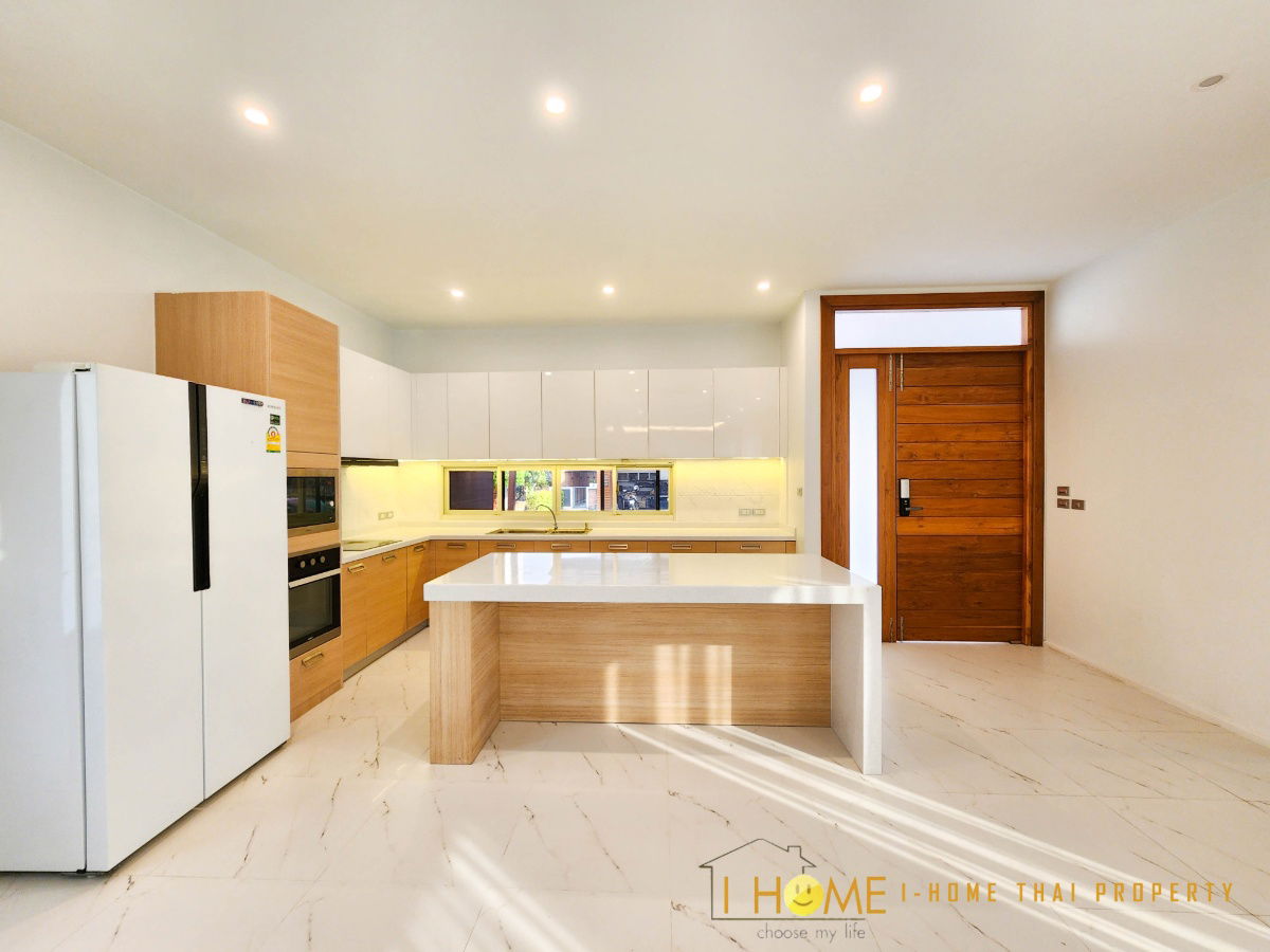 รูป ให้เช่า Pool Villa  2ชั้น  มี 4 ห้องนอน 5 ห้องน้ำ 1 ห้องครัว จอดรถได้ 2 คัน  - รูปที่ 7/50