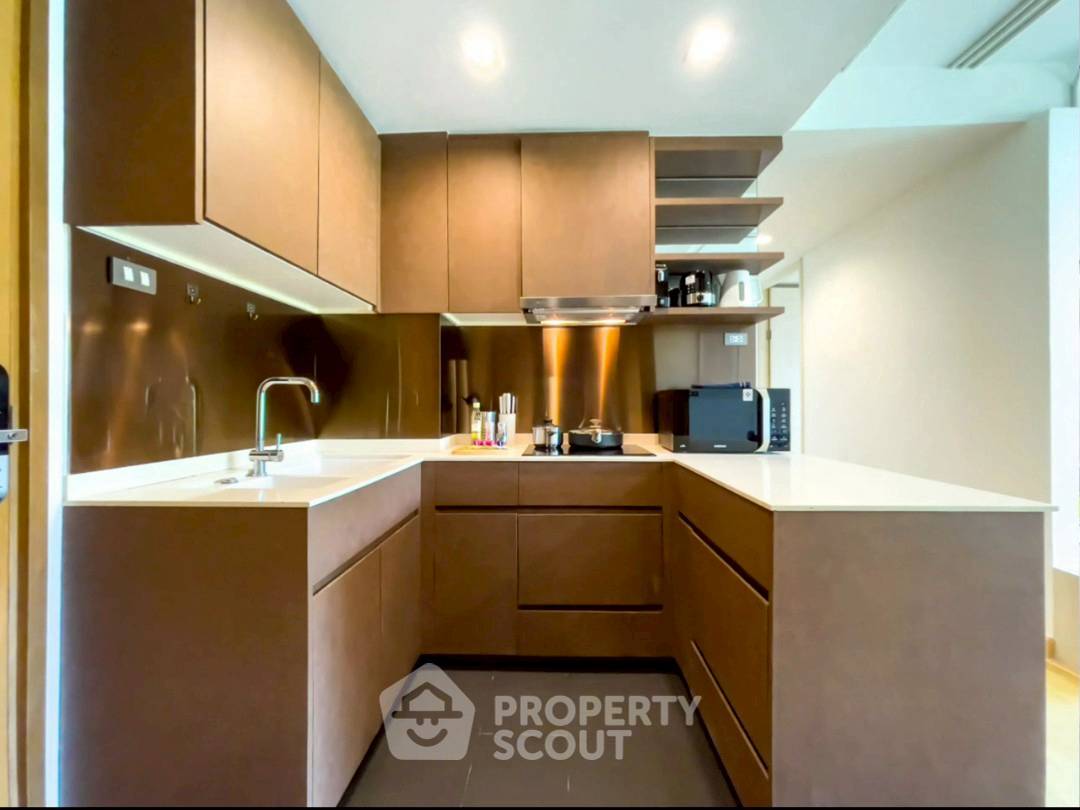 picture 2-BR Condo at Via 31 near MRT Sukhumvit (ID 2377699) - 6/13