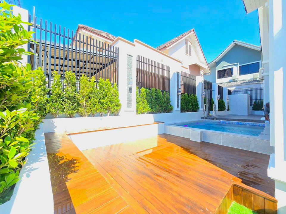 รูป บ้านเดี่ยวพูลวิลล่าพัทยา 3 ห้องนอน | ติดสุขุมวิท ตกแต่งพร้อมอยู่ - รูปที่ 34/40