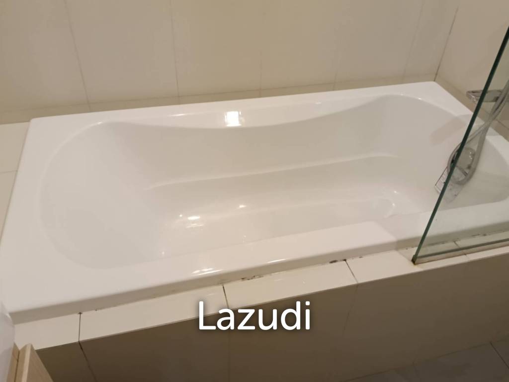 รูป Luxury Condo in OKA HAUS Sukhumvit 36 Bangkok - รูปที่ 8/8