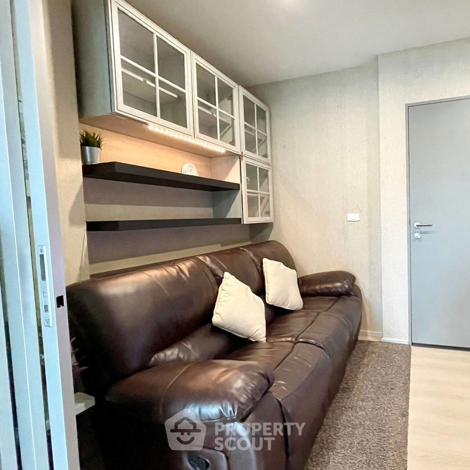 picture 1-BR Condo at Life Ratchadapisek near MRT Huai Khwang (ID 597226) - 3/11