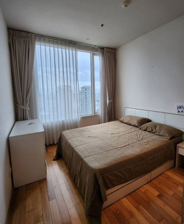 picture The Empire Place - 7/12