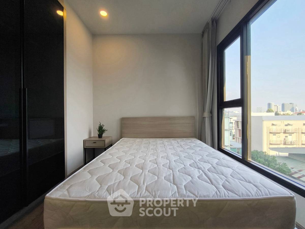 picture 2-BR Condo at Chapter One Flow Bangpo near MRT Bang Pho (ID 2459673) - 4/9